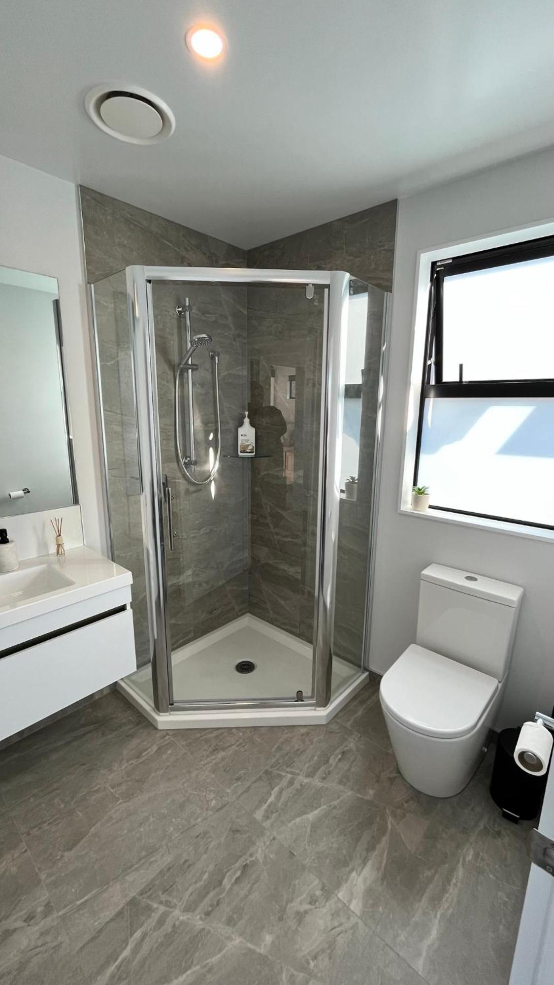 Luxury 2 Bedroom By St James Park 크라이스트처치 외부 사진