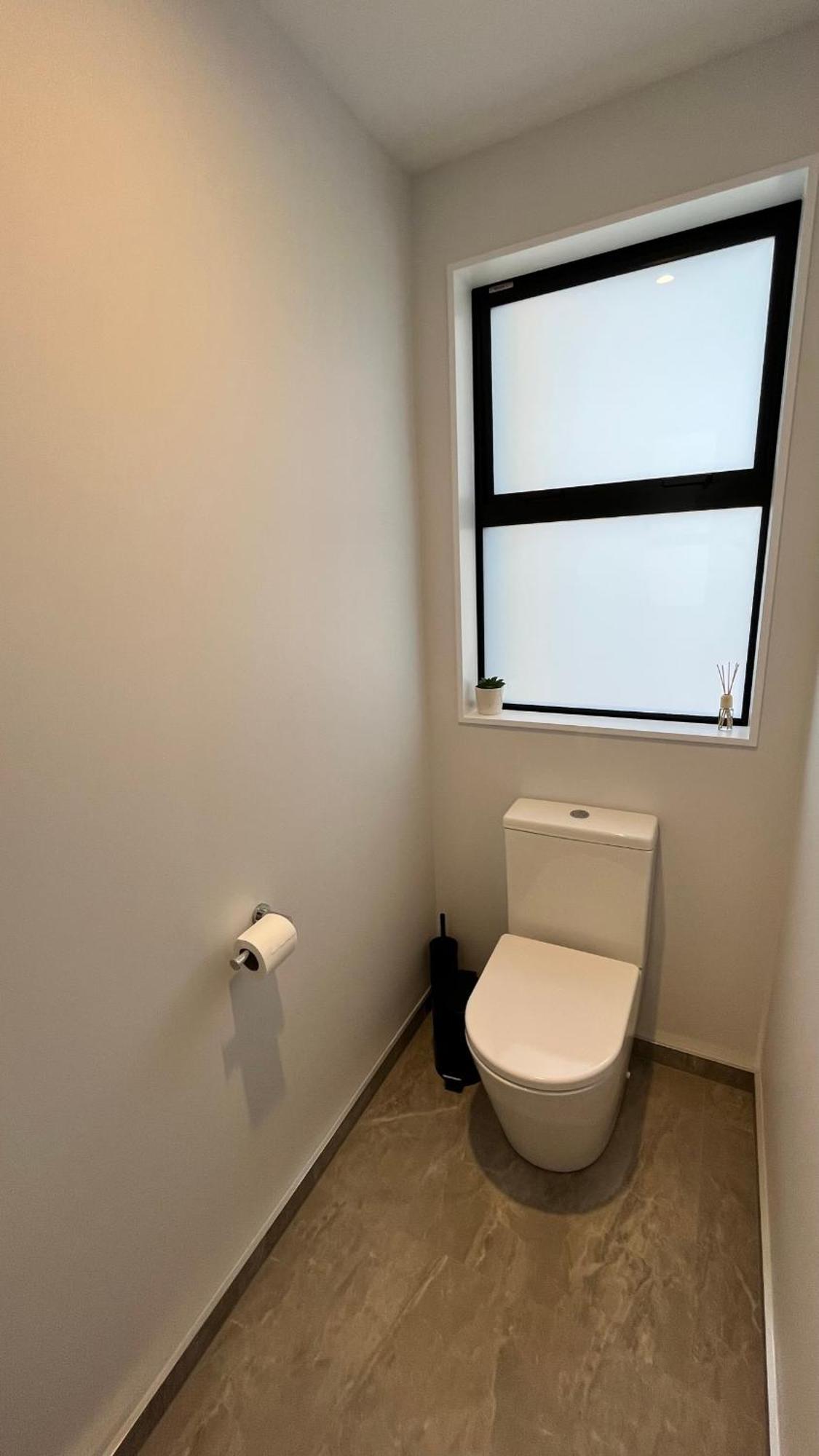 Luxury 2 Bedroom By St James Park 크라이스트처치 외부 사진