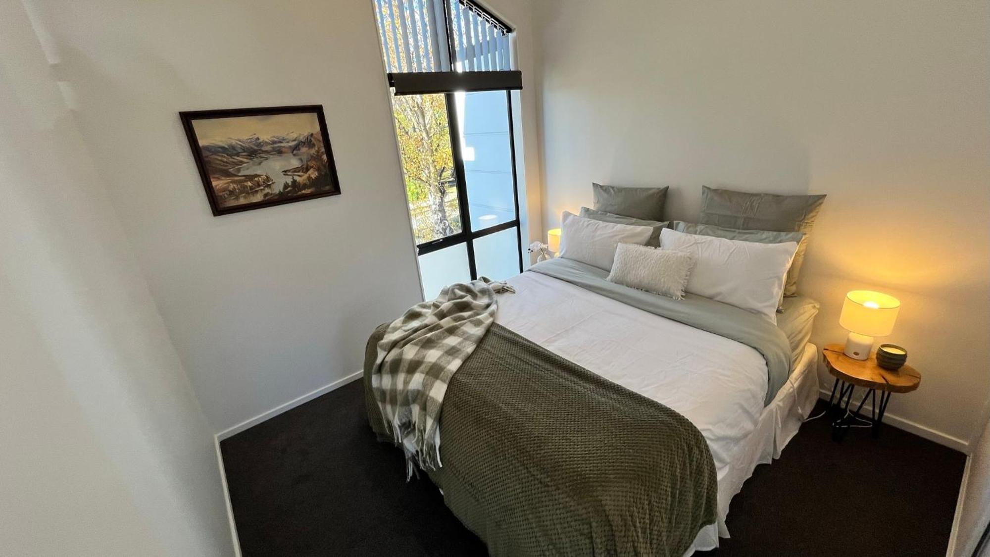 Luxury 2 Bedroom By St James Park 크라이스트처치 외부 사진