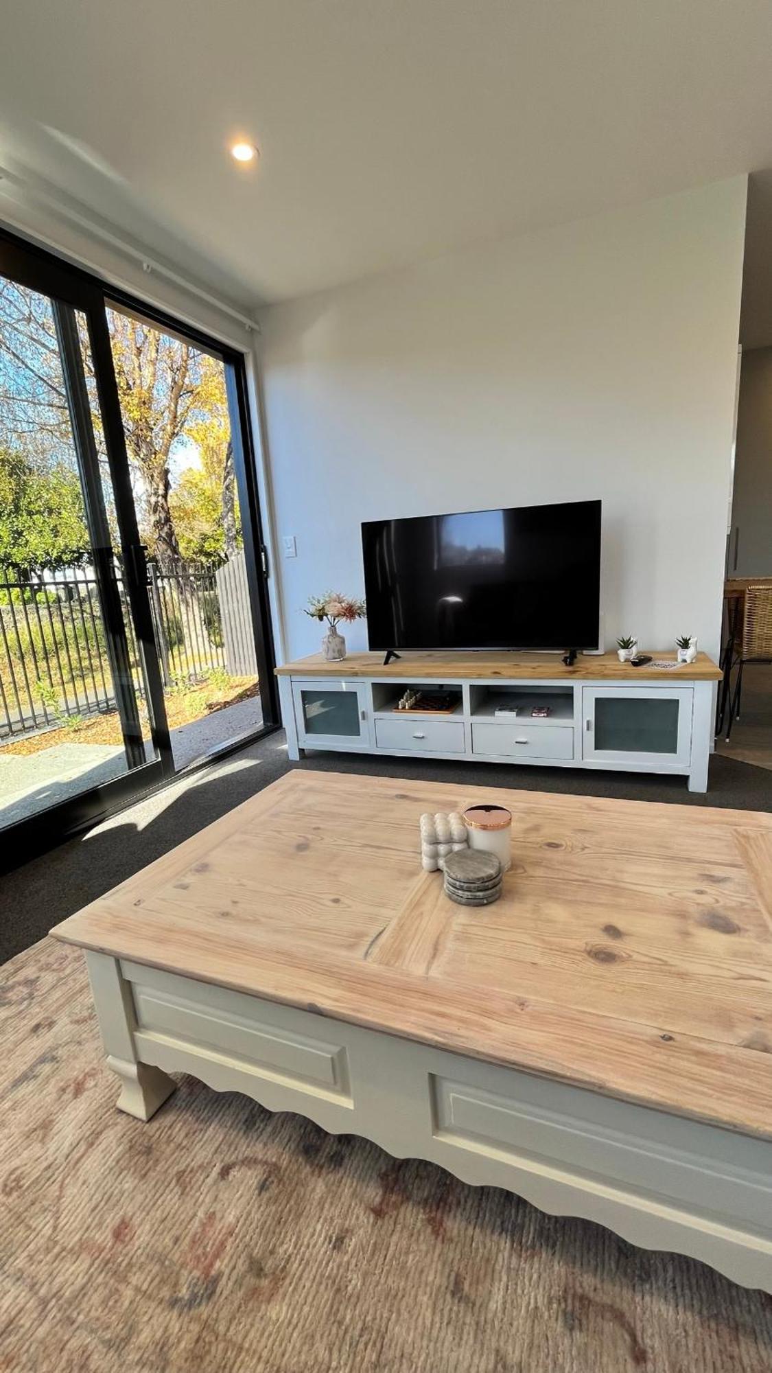 Luxury 2 Bedroom By St James Park 크라이스트처치 외부 사진